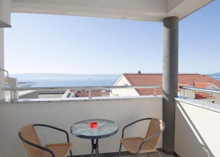 Niko By Guide Apartment Makarska