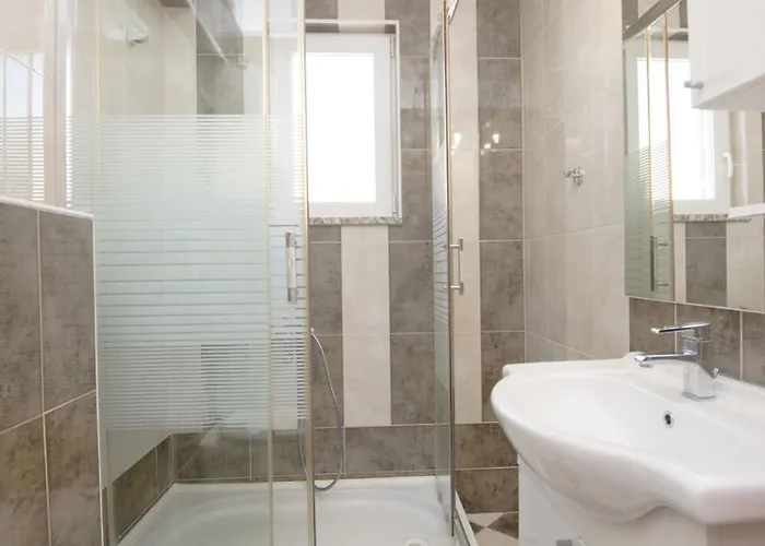 Niko By Guide Apartment Makarska